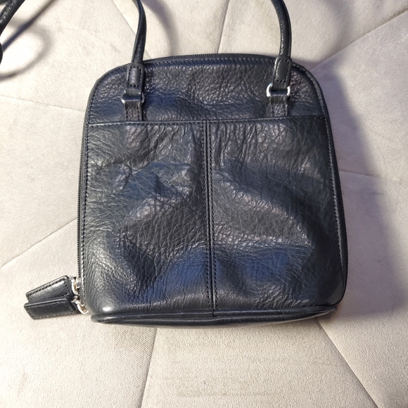 Classic Fossil Black Leather Crossbody Bag - Picture 5 of 6